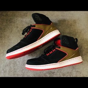 Nike Men's Air Jordan Sixty Club Black/Red-Olive